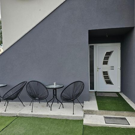 Ena1 & Ena2 -Big Free Parking Apartment Karlovac Exterior photo