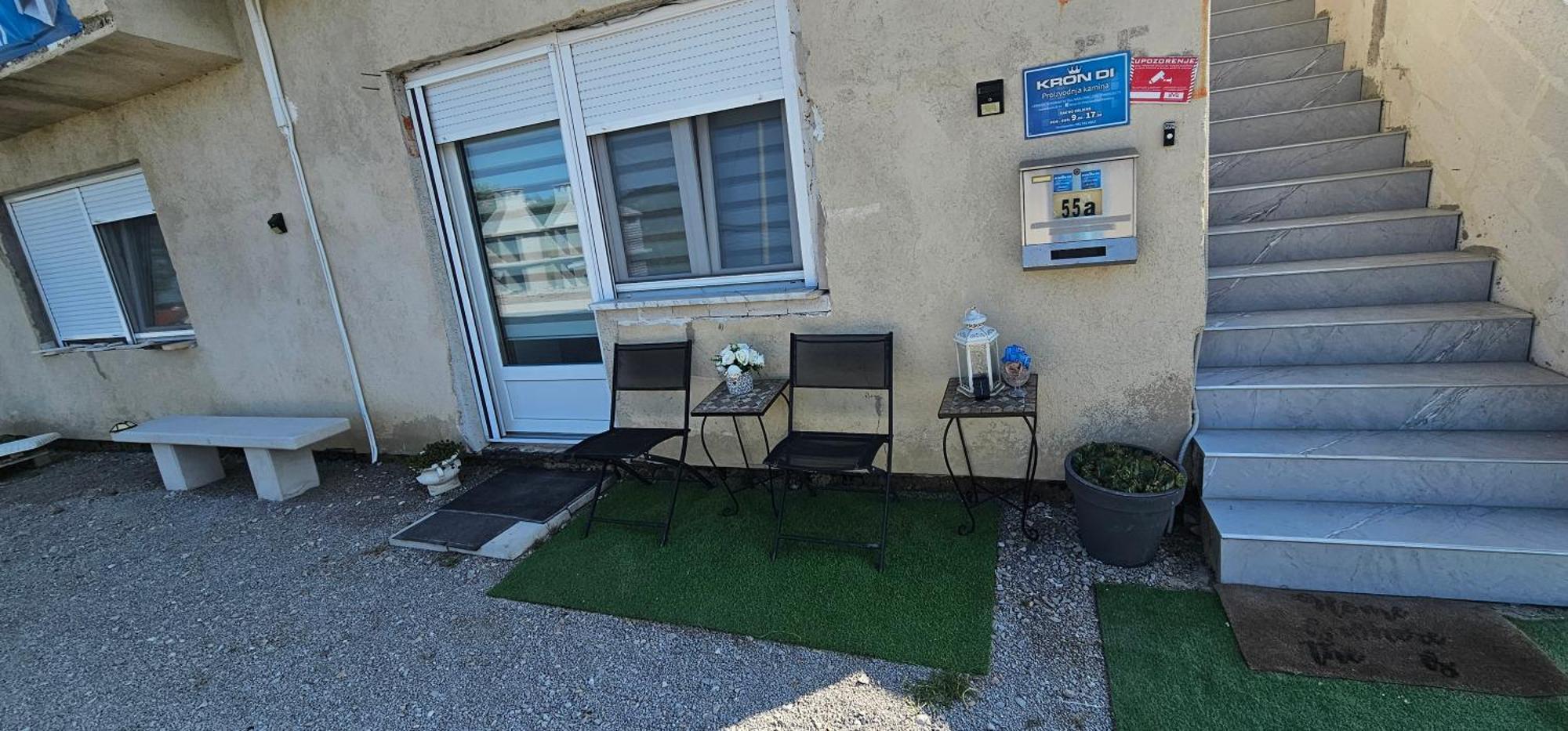 Ena1 & Ena2 -Big Free Parking Apartment Karlovac Exterior photo