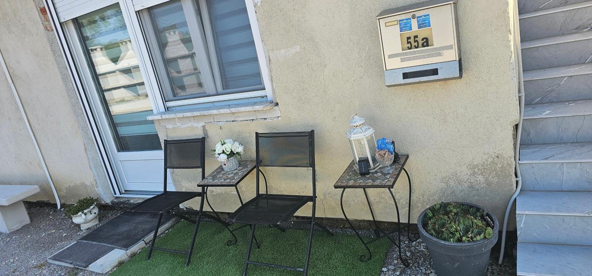 Ena1 & Ena2 -Big Free Parking Apartment Karlovac Exterior photo