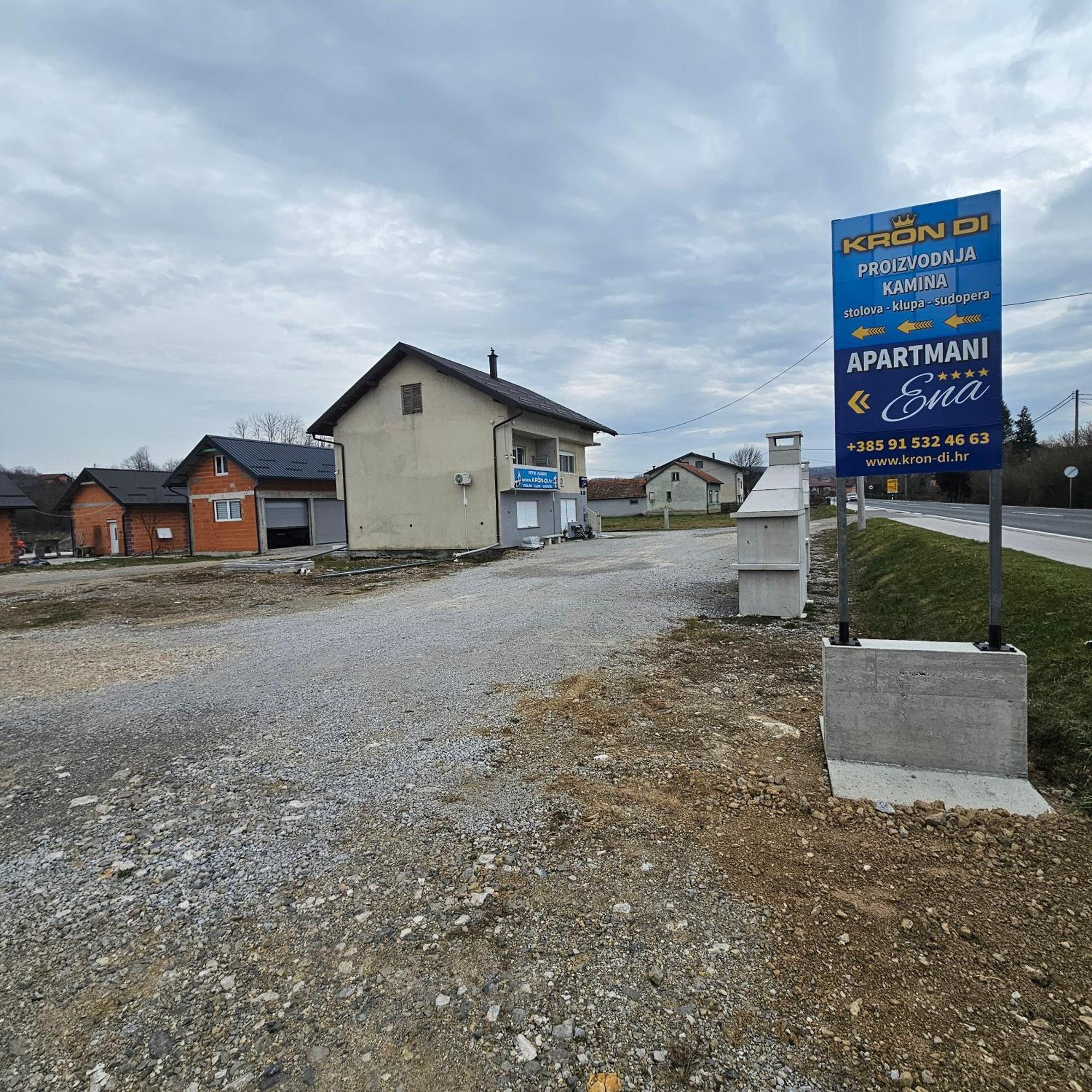 Ena1 & Ena2 -Big Free Parking Apartment Karlovac Exterior photo