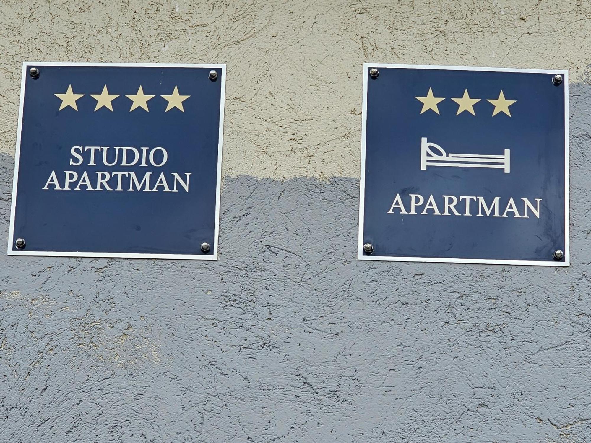 Ena1 & Ena2 -Big Free Parking Apartment Karlovac Exterior photo